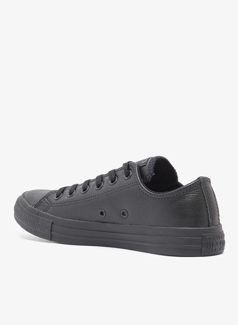 كونفرس تشاك تايلور أول ستار